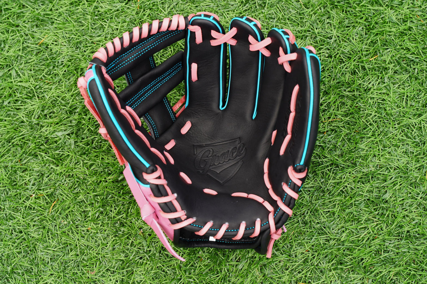11.75" Infield Limited OG-Web Grace Glove